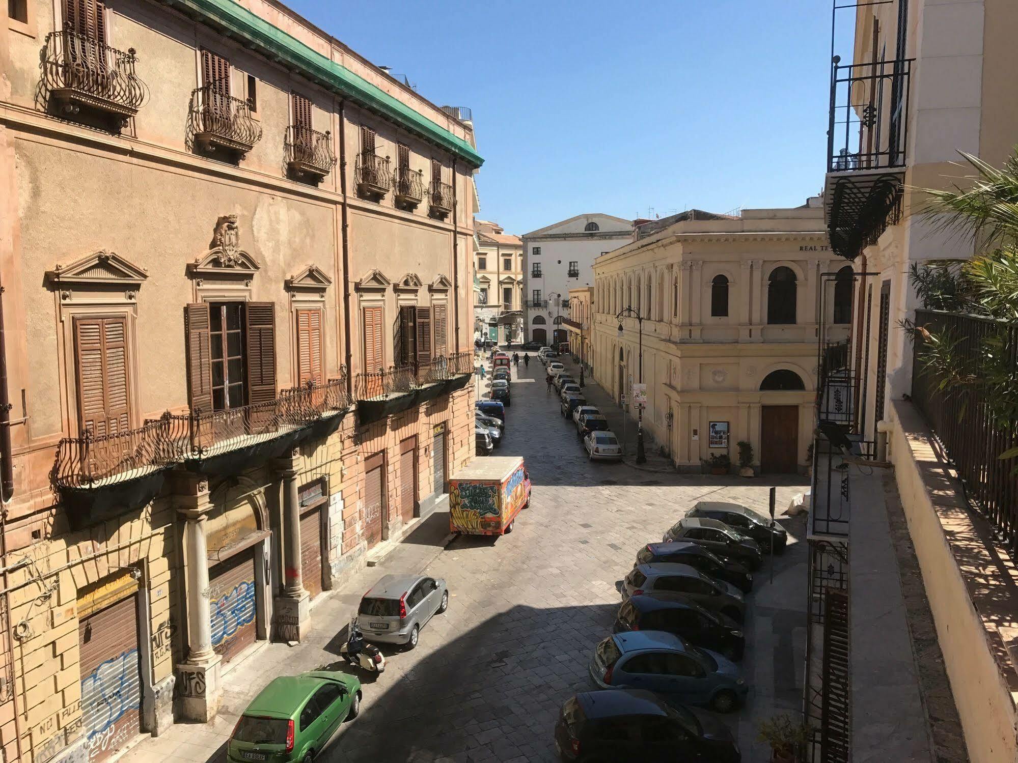 Palermit'Amo Bed & Breakfast Palermo Dış mekan fotoğraf